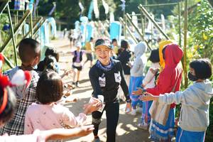 BIB: 
                            <button type="button" onclick="openModal(19071913)" class="btn btn-primary btn-sm float-right btn-popup" data-toggle="modal" data-target=".modal-high-quality">
                        <i class="fas fa-shopping-cart"></i> Add to Cart
                    </button>
                                            <button type="button" onclick="isThisMe(19071913, true)" class="btn btn-success btn-sm float-right btn-popup btn-isme hidden" data-toggle="tooltip" data-placement="bottom" title="นี่คือรูปของคุณใช่ไหม คลิกที่นี่เพื่อเอาเข้าอัลบั้ม">
                        <i class="fas fa-plus"></i> Add to album
                    </button>
                    <button type="button" onclick="isThisMe(19071913, false)" class="btn btn-warning btn-sm float-right btn-popup btn-isnotme hidden">
                        <i class="fas fa-ban"></i> Remove from album
                    </button>